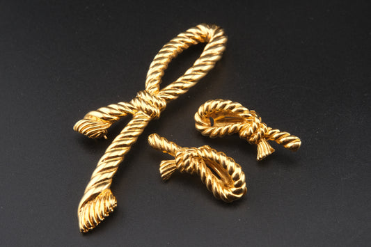 Vintage Crystalline Company (Pranda) Gold-Tone Ribbon Brooch & Clip-On Earrings Set