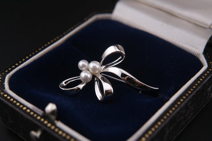 Vintage Mikimoto Bow Brooch – Sterling Silver with Akoya Pearls