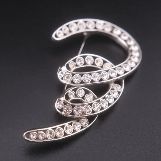 ❤️ Vintage Joconde Silver-Tone Rhinestone Sculptural Swirl Brooch – Statement Piece