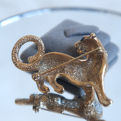❤️ Vintage Attwood Leopard Brooch – Gold Tone & Crystal – Boxed