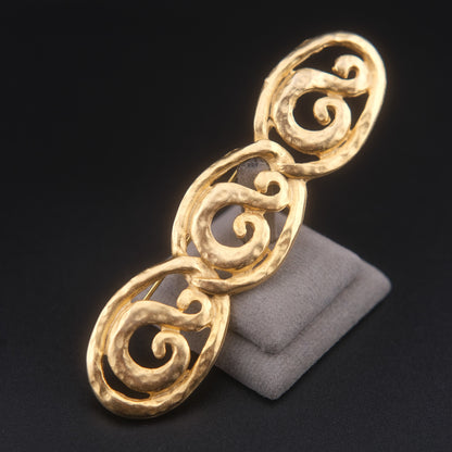 ❤️ Vintage Gold-Tone Scroll Link Bar Brooch – Textured Openwork Triple Oval Design