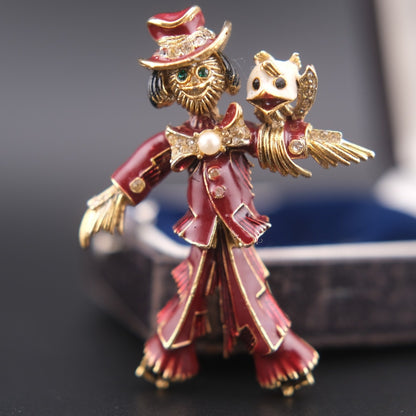 Vintage Sphinx A1839 Straw Man Clown Joker Figural Brooch