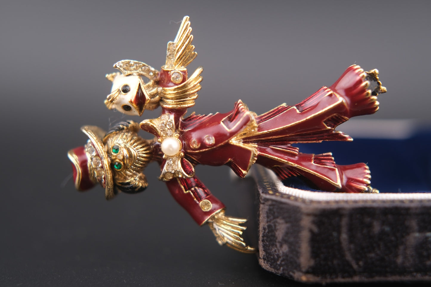 Vintage Sphinx A1839 Straw Man Clown Joker Figural Brooch