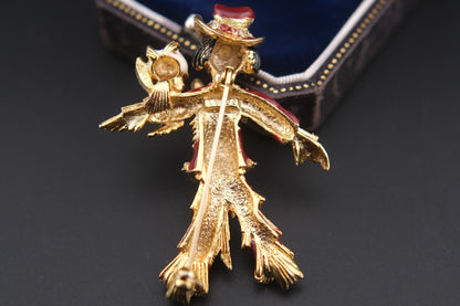 Vintage Sphinx A1839 Straw Man Clown Joker Figural Brooch