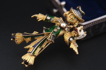 ❤️ Vintage Sphinx Figural Scarecrow Brooch Gold Tone Enamel Crystal