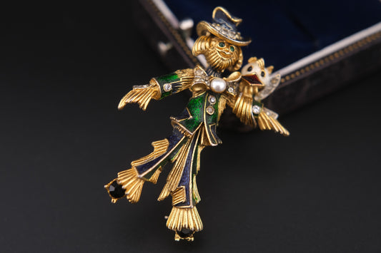 ❤️ Vintage Sphinx Figural Scarecrow Brooch Gold Tone Enamel Crystal
