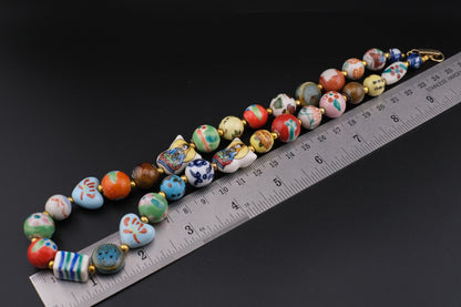 ❤️ Vintage Porcelain Bead Necklace Floral Design Blue White