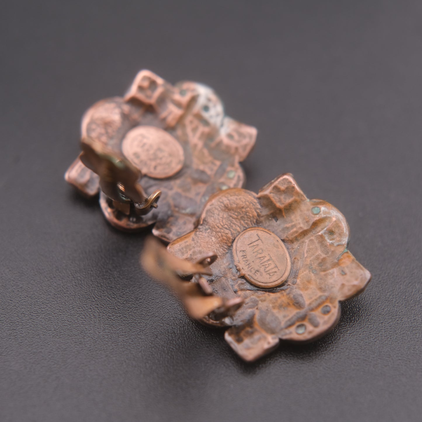 ❤️ Vintage Taratata France Clip-On Earrings Bronze Tone Pink Rhinestone Enamel Floral Geometric 2cm