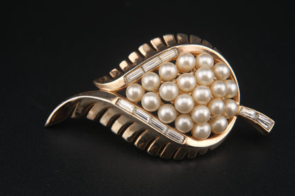 Vintage Crown Trifari Leaf Brooch – Faux Pearl & Baguette Rhinestone Cluster in Gold-Tone