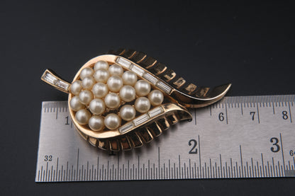 Vintage Crown Trifari Leaf Brooch – Faux Pearl & Baguette Rhinestone Cluster in Gold-Tone