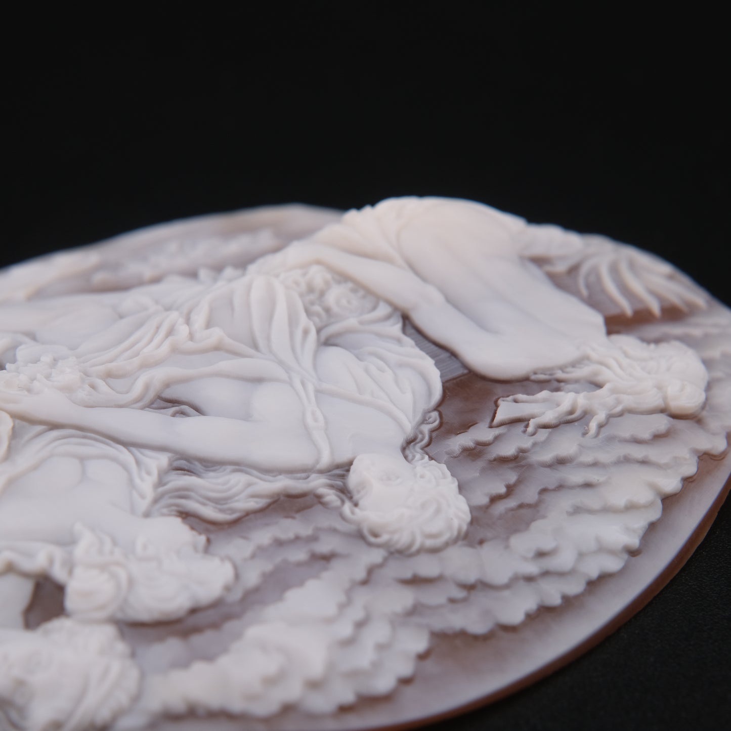 ❤️ Large Vintage Hand Carved Shell Cameo – Signed Artist – Mythological Scene with Cherubs – 3" Collector Cameo
