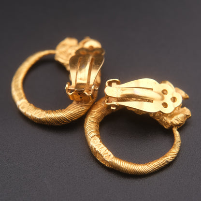 Vintage ALVA Lion Head Hoop Clip-On Earrings – Textured Gold Tone Hellenistic-Inspired Design
