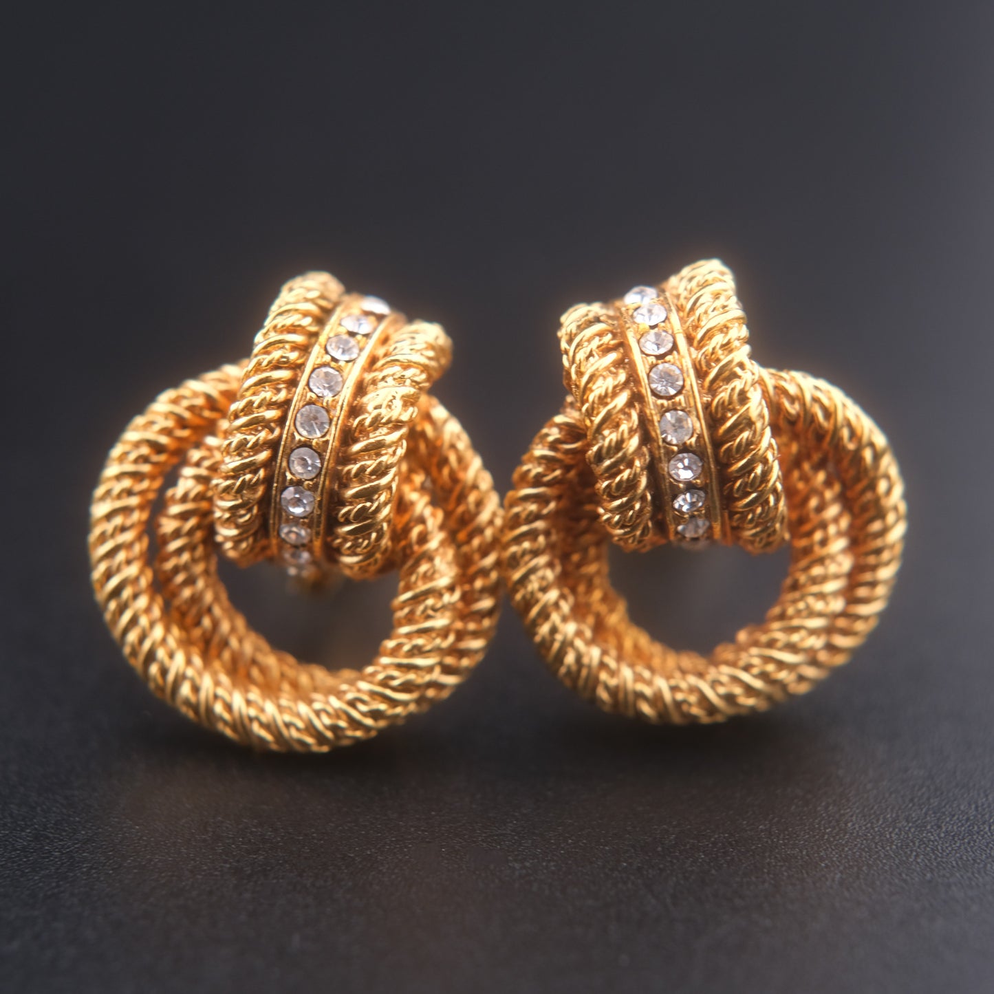 ❤️ Vintage VB Gold Tone Rope Knot Clip-On Earrings with Rhinestones