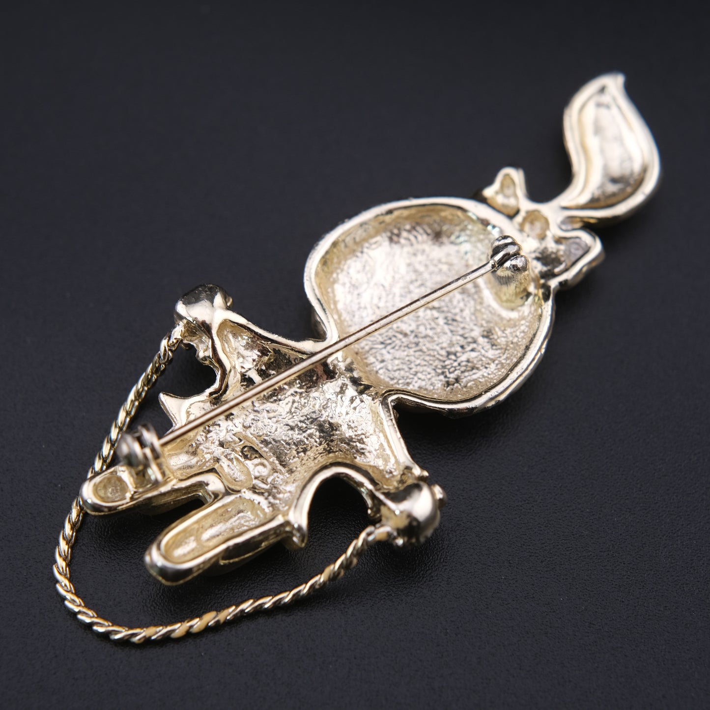 Vintage AJC Girl Skipping Rope Brooch – Gold Tone Moving Chain Figural Pin