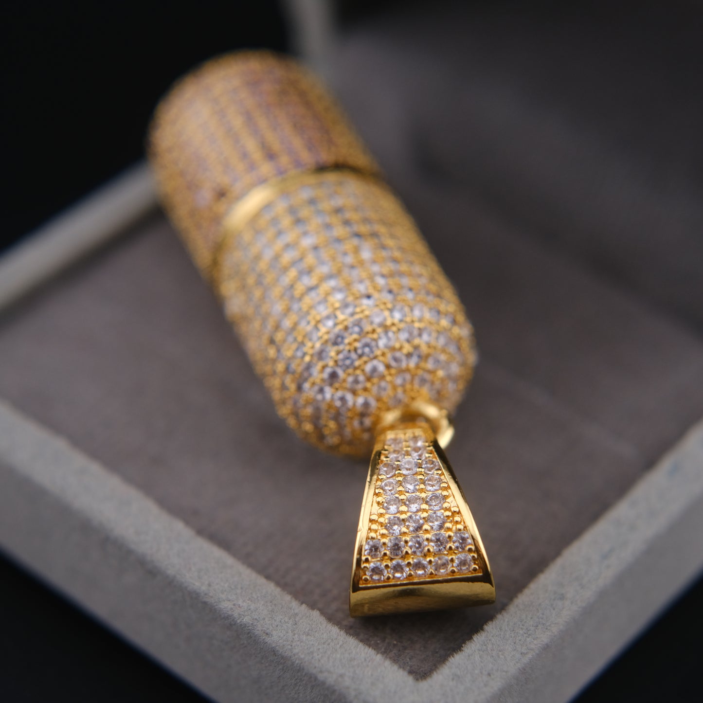 ❤️ Vintage Gold Tone Pavé Crystal Capsule Pendant Secret Pill Holder Purple Stones