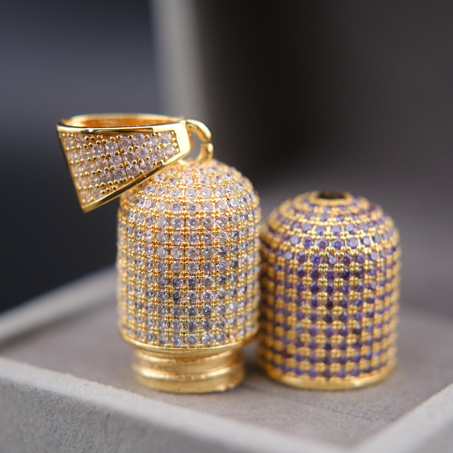 ❤️ Vintage Gold Tone Pavé Crystal Capsule Pendant Secret Pill Holder Purple Stones