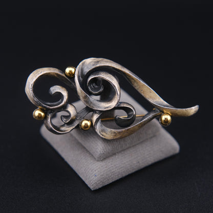 ❤️ Vintage Jean Louis Scherrer Sculptural Swirl Brooch – Silver Tone with Gold Accent – Signed