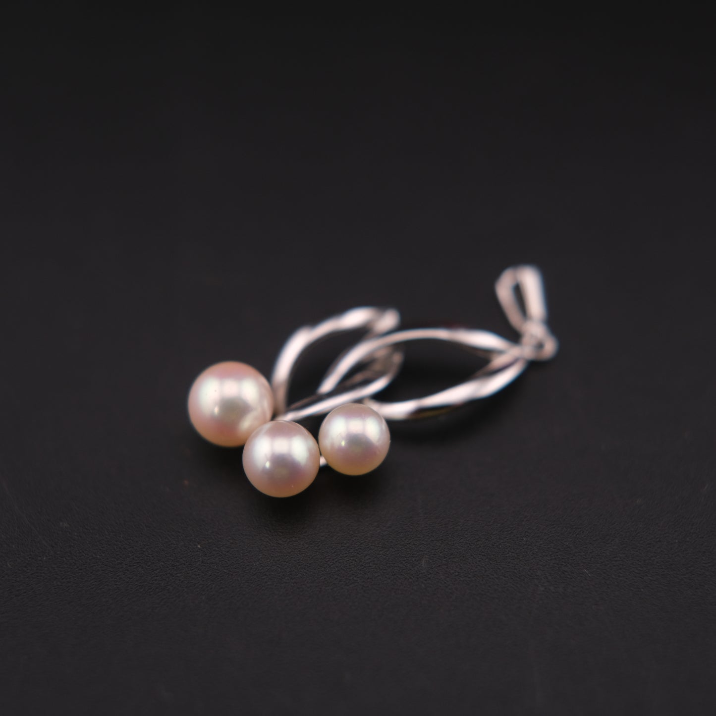 Vintage Mikimoto Silver Pendant with Three Cultured Pearls – Elegant Leaf Design (No Chain)