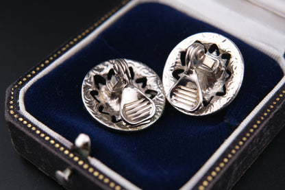 ❤️ Vintage 1928 Pink Crystal Medallion Clip Earrings – Silver-Tone, Made in USA