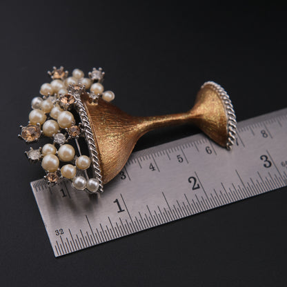 ❤️ Vintage Graziano 2000 Champagne Glass Brooch Faux Pearl Austrian Crystal Gold Enamel Millennium Celebration Pin