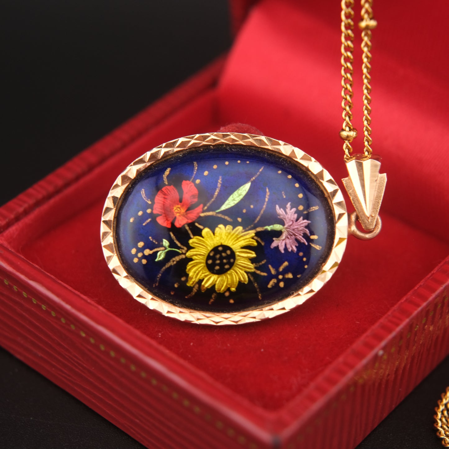 Vintage J. Tanvier Blois Hand-Painted Floral Pendant Necklace – French Enamel Art on Gold-Tone Chain