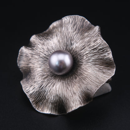 ❤️ Vintage Sculptural Flower Brooch Silver Tone Gray Pearl 2.25"