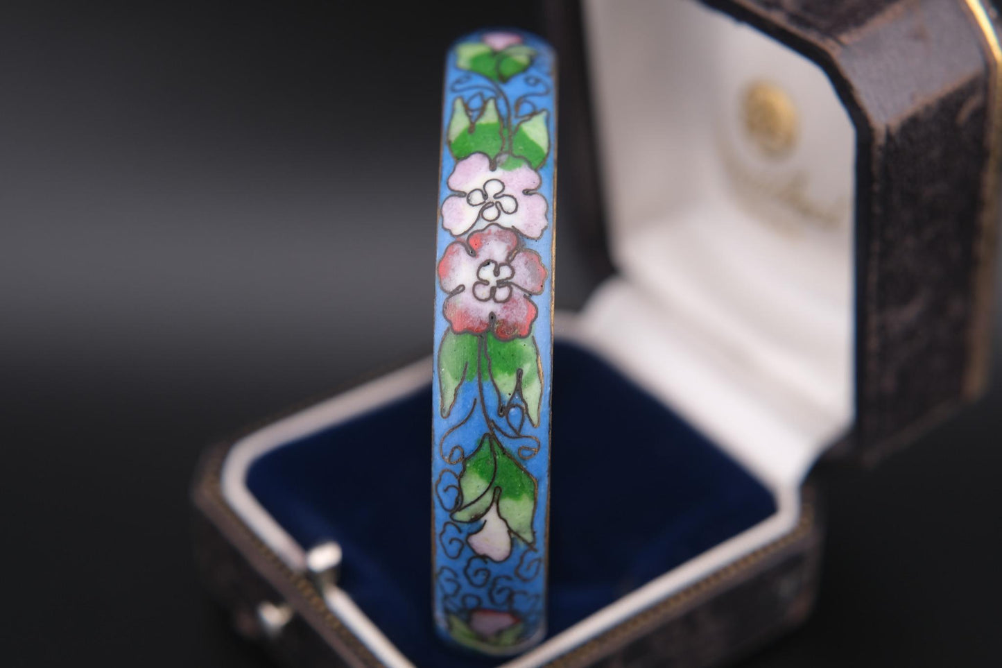 Vintage Chinese Cloisonné Floral Bangle Bracelet – Blue Enamel