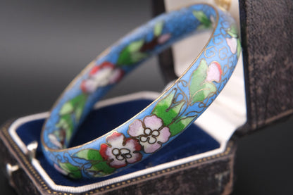 Vintage Chinese Cloisonné Floral Bangle Bracelet – Blue Enamel
