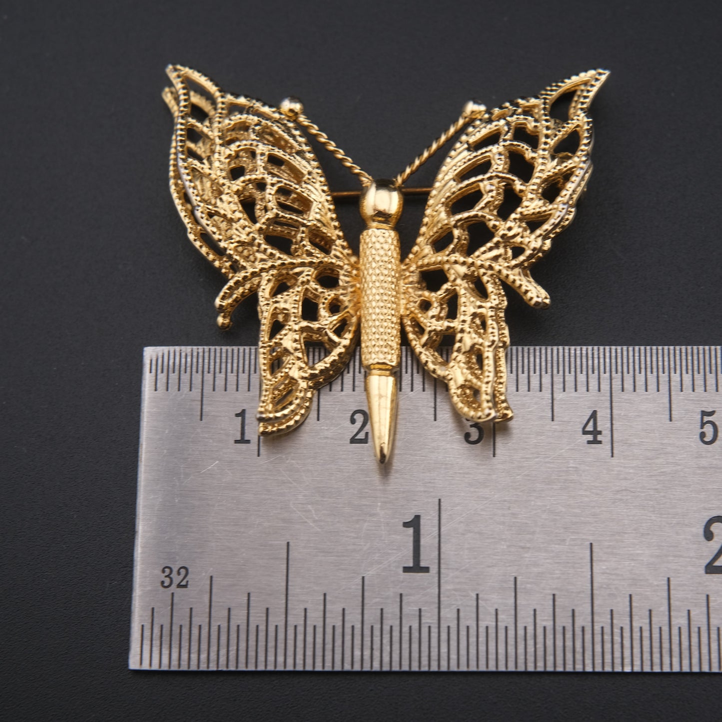 ❤️ Vintage Monet Gold Tone Filigree Butterfly Brooch, Openwork Butterfly Pin