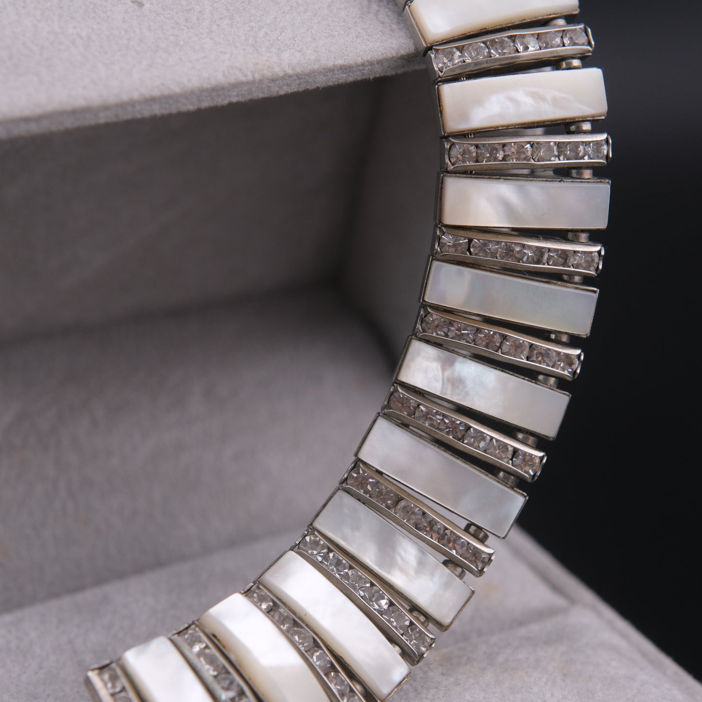 ❤️ Vintage DOSO Germany Mother of Pearl Crystal Statement Necklace