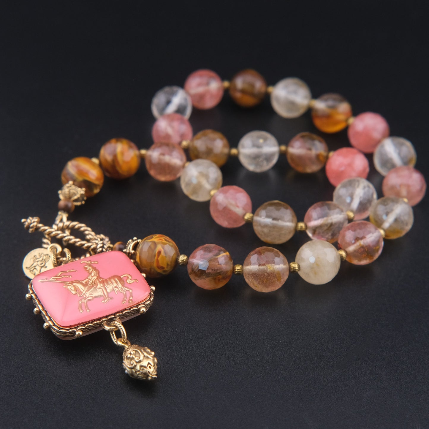❤️ Vintage Rubin & Steele Knight Intaglio Double-Sided Pendant Necklace