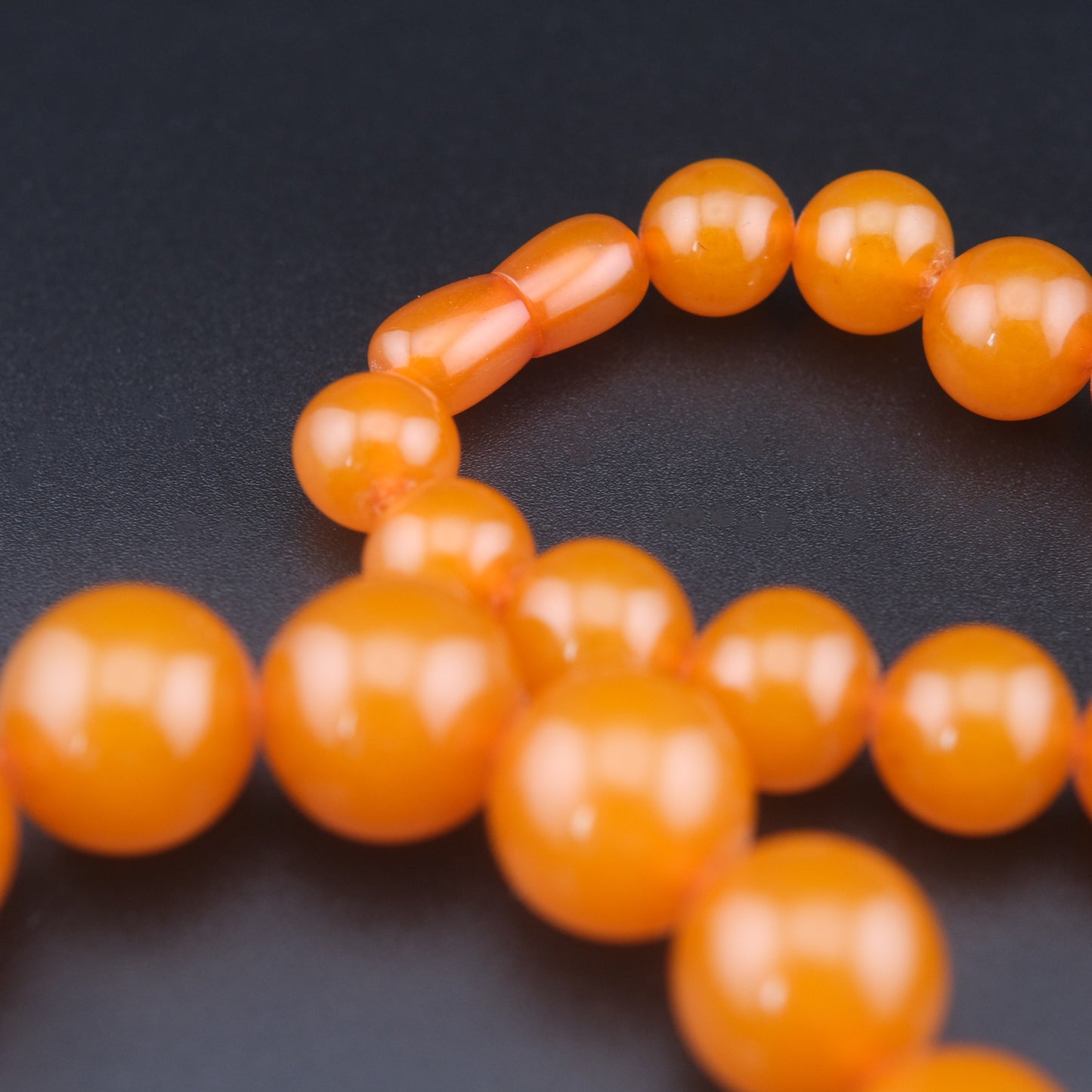 ❤️ Vintage Pressed Amber Graduated Bead Necklace Honey Orange 25"