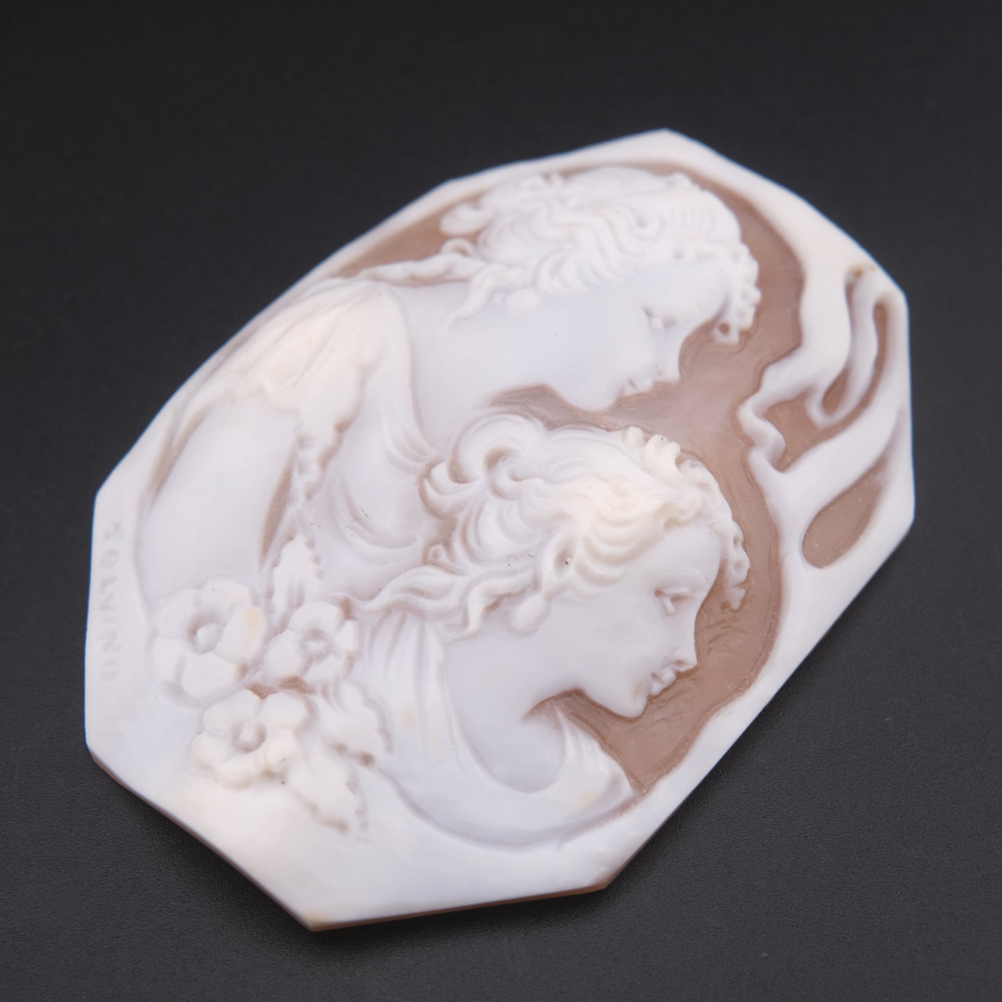 Loose Unmounted Hand-Carved Shell Cameo – Signed SOLVINO – Double Portrait of Women