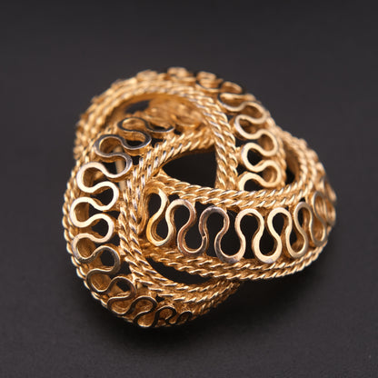 ❤️ Vintage Boucher 9126P Knot Dome Brooch – Gold Tone Openwork Woven Design
