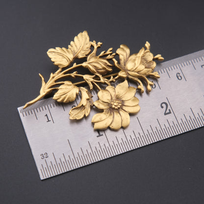 Vintage Gold-Tone Floral Brooch – Textured Flower & Leaf Design