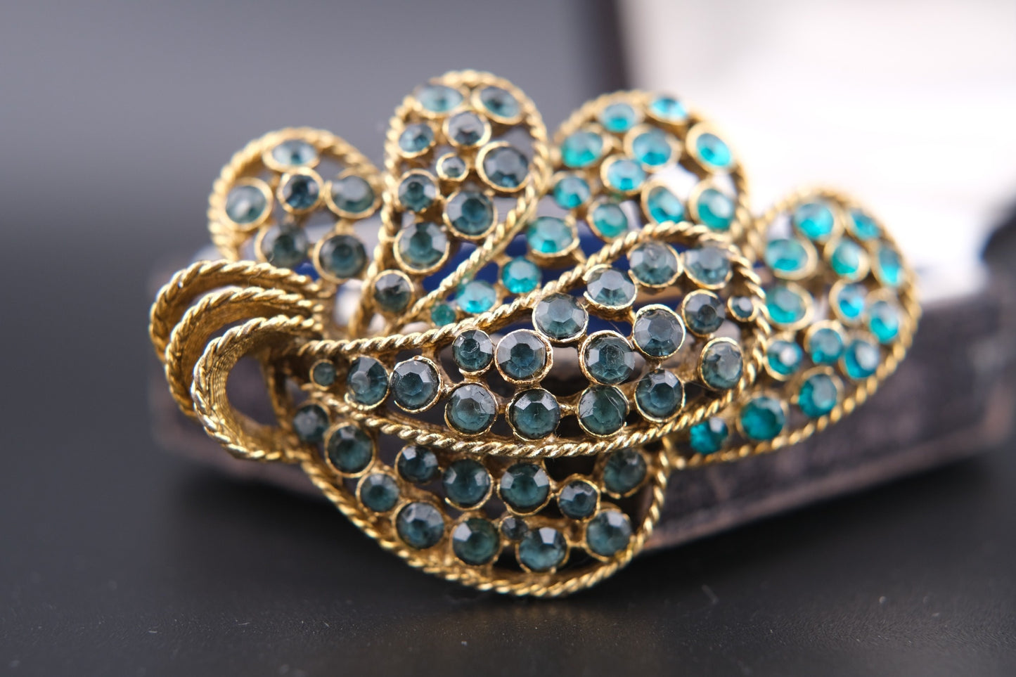 Vintage Kramer of New York Style Forest Leaf Brooch with Emerald Green Rhinestones (1970s)