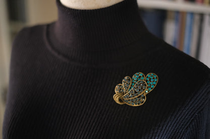 Vintage Kramer of New York Style Forest Leaf Brooch with Emerald Green Rhinestones (1970s)