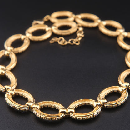❤️ Vintage Christian Dior Germany Gold-Tone Textured Link Necklace