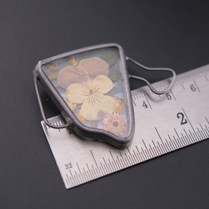 ❤️ Vintage Pressed Flower Resin Brooch Silver Tone Handmade Botanical Pin