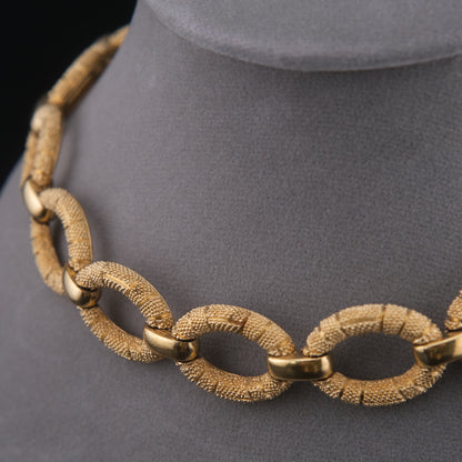 ❤️ Vintage Christian Dior Germany Gold-Tone Textured Link Necklace