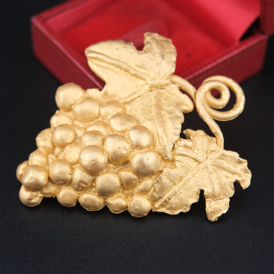 ❤️ Vintage D'elfa Paris Grape Cluster Brooch – Gold Tone Botanical Design
