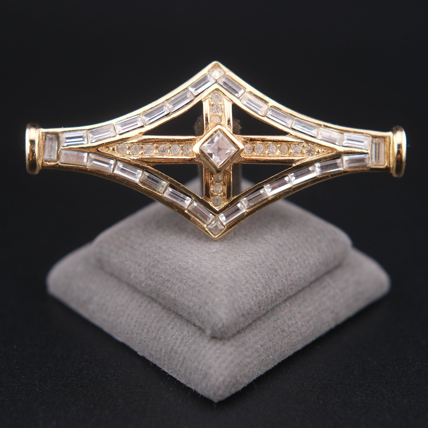 ❤️ Vintage Grosse Germany Gold-Tone Crystal Geometric Brooch