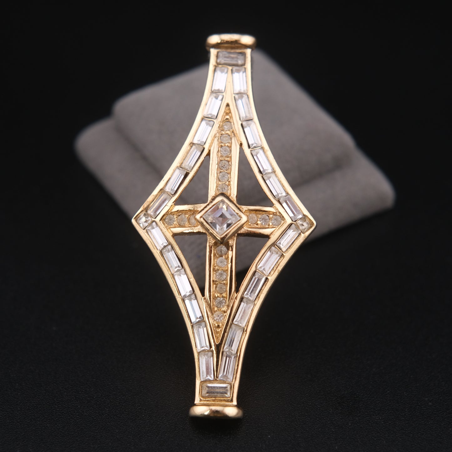 ❤️ Vintage Grosse Germany Gold-Tone Crystal Geometric Brooch