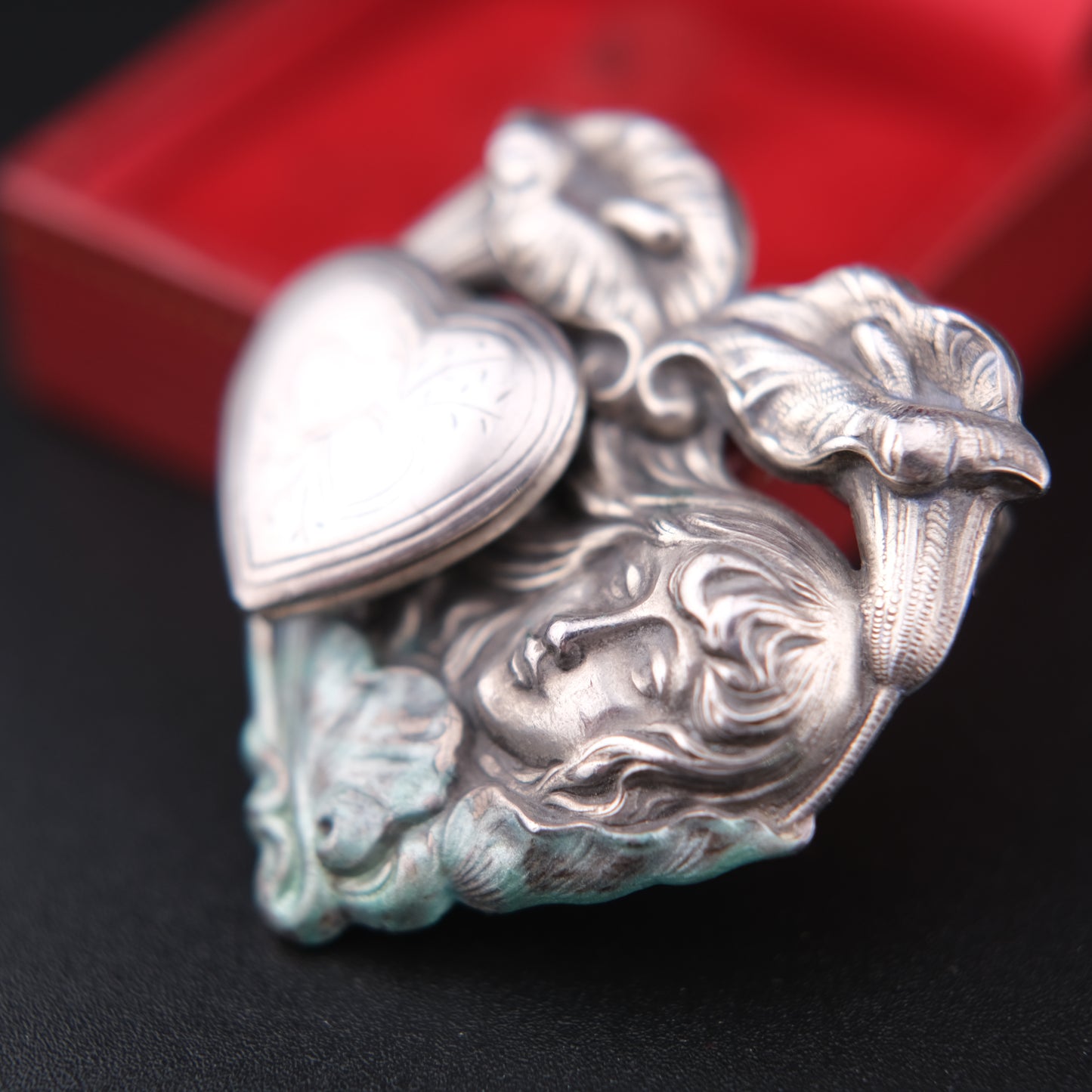 Vintage Art Nouveau Maiden & Heart Locket Brooch with Calla Lilies – Pewter Tone