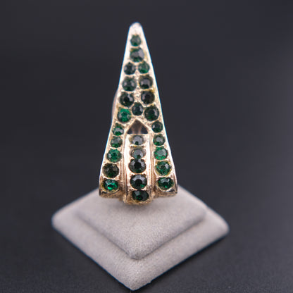 ❤️ Vintage H. Pomerantz NY Green Rhinestone Scarf Clip Silver Tone Triangular Wrap Scarf Ring 2”
