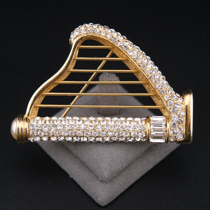 ❤️ Vintage Gold Tone Rhinestone Harp Brooch with Faux Pearl Accent