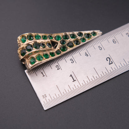 ❤️ Vintage H. Pomerantz NY Green Rhinestone Scarf Clip Silver Tone Triangular Wrap Scarf Ring 2”
