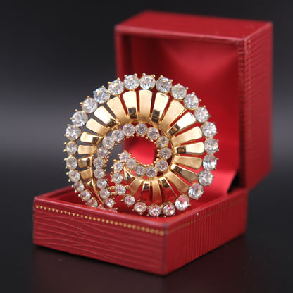 ❤️ Rare Vintage Crown Trifari Alfred Philippe Rhinestone Swirl Gold-Tone Brooch