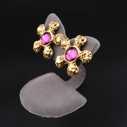 ❤️ Vintage Louis Feraud Gold Tone Clip Earrings with Fuchsia Cabochons