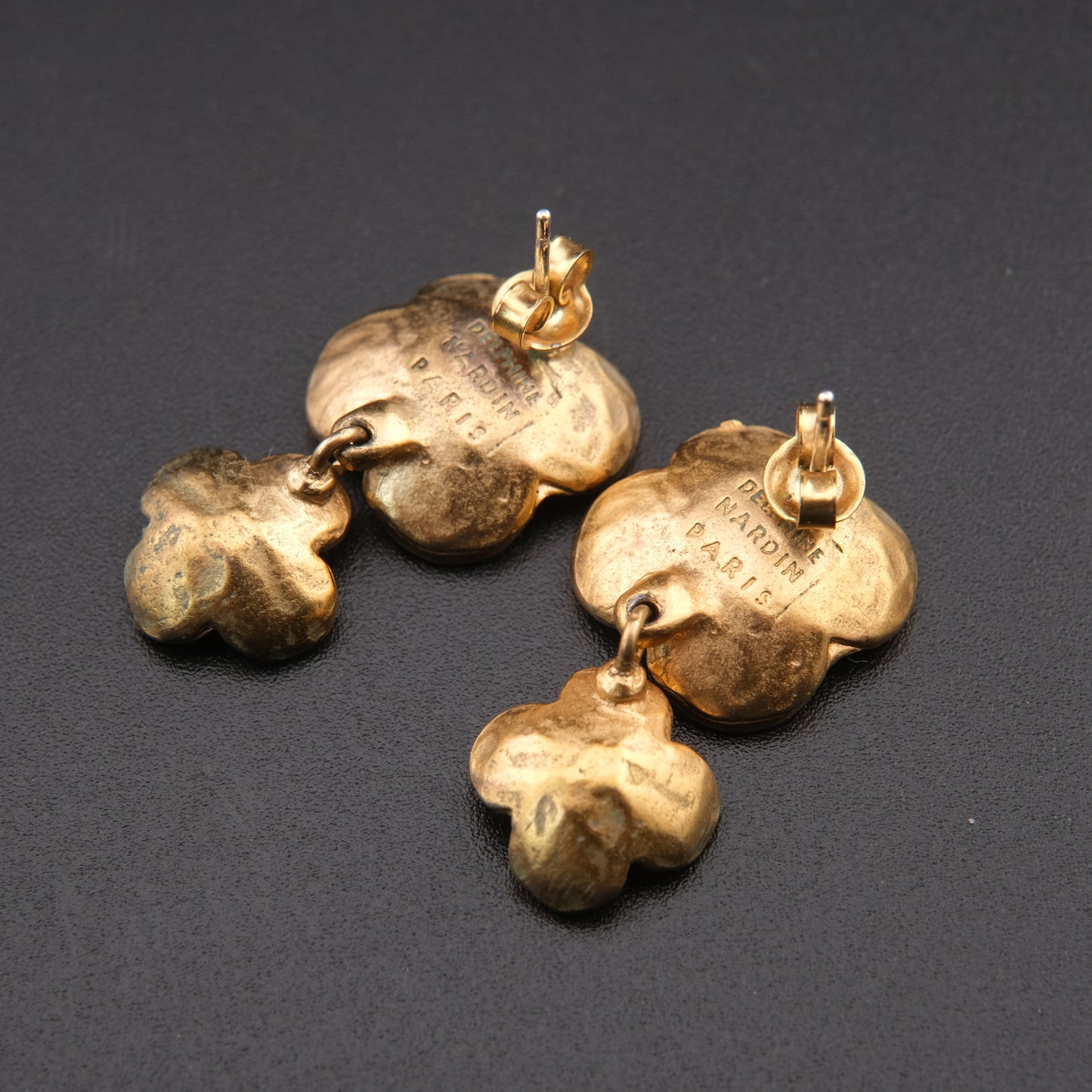 ❤️ Vintage DELPHINE NARDIN PARIS Floral Drop Earrings Matte Gold Tone Sculptural Flower Earrings